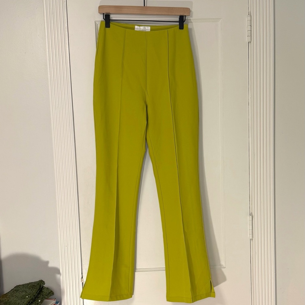 Chic Hosbjerg Lime Women's Flare Pants NWT Ivy Adele Size Small